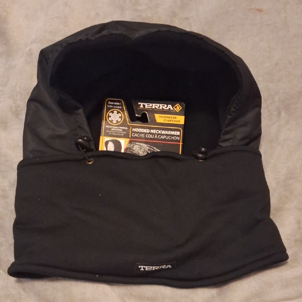 Terra Black Hooded Neckwarmer